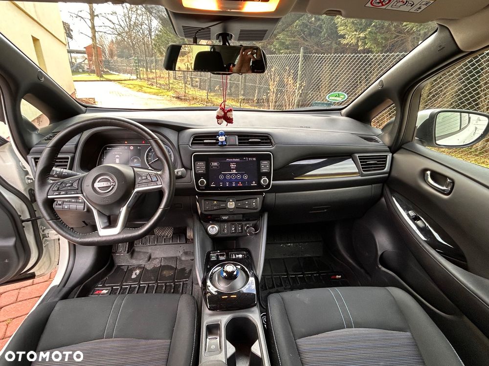 Nissan Leaf - 10