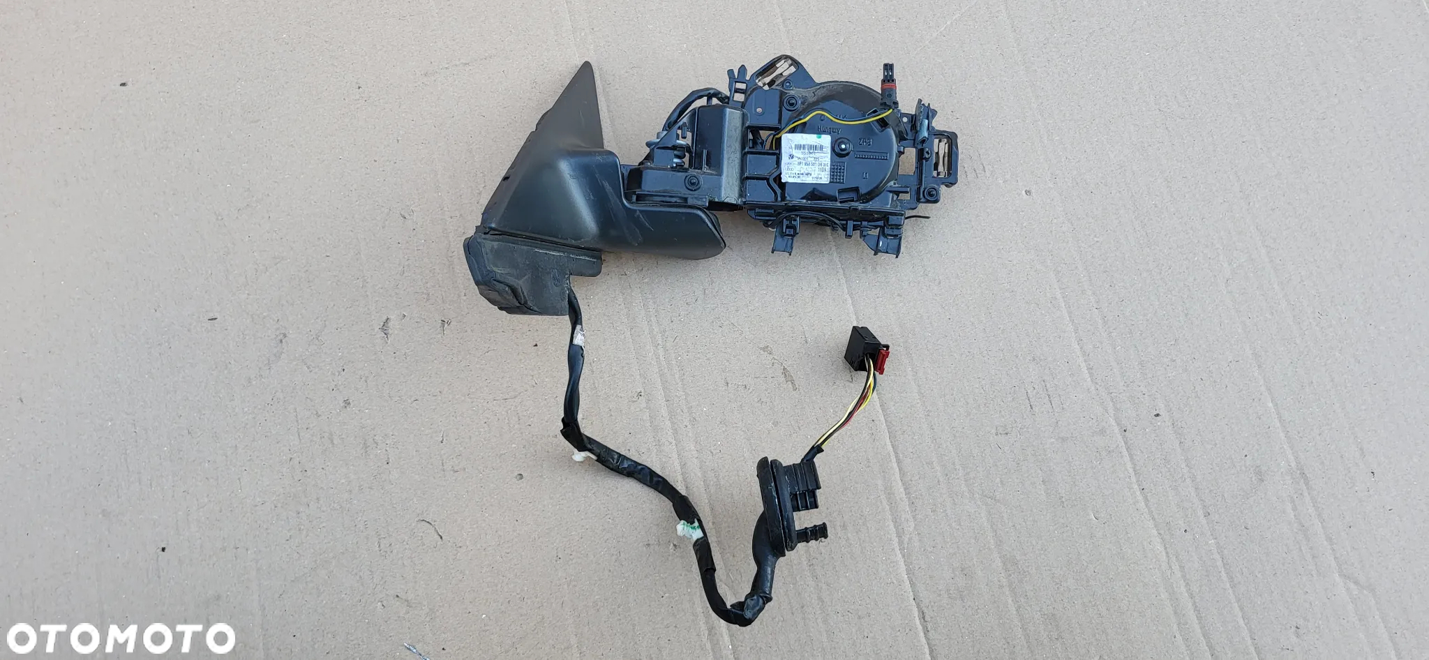 LUSTERKO LEWE AUDI A3 8P 6PIN 8P1858531DA - 5