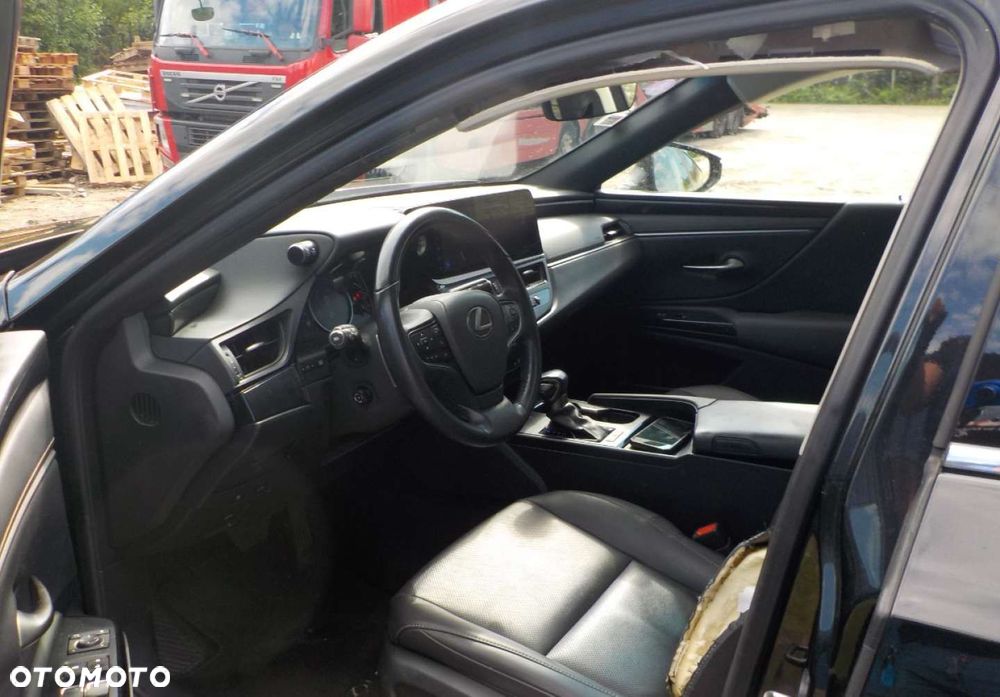 Lexus ES - 27
