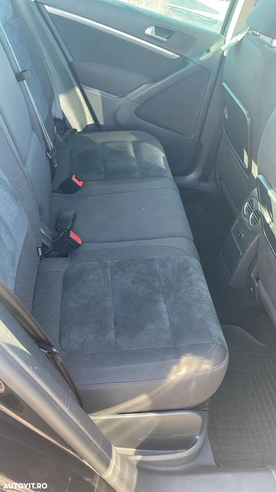 Volkswagen Tiguan - 8