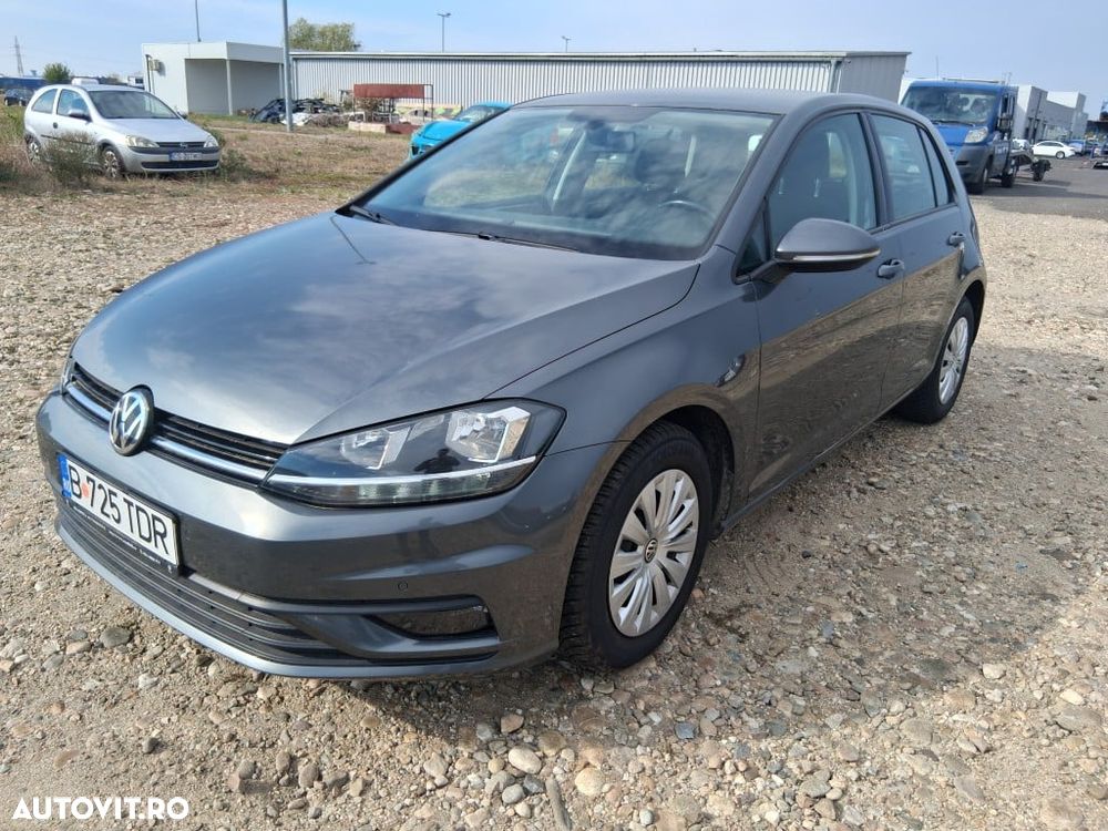 Volkswagen Golf 1.6 TDI Trendline - 9