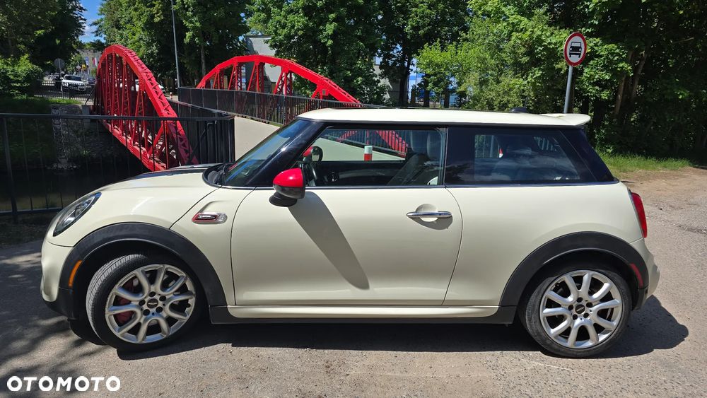 MINI Cooper John Works - 1