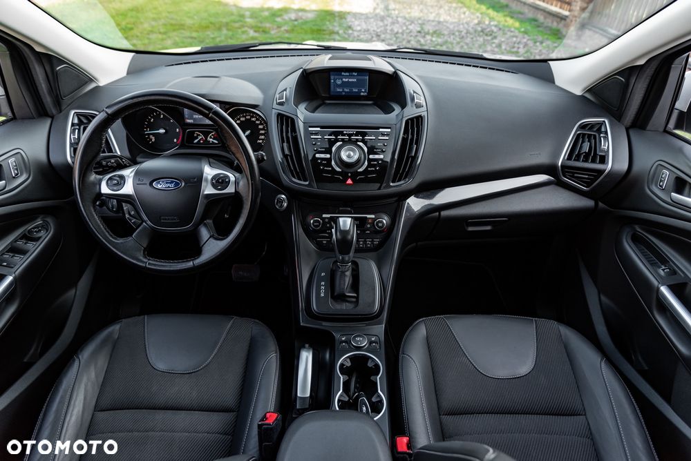 Ford Kuga 2.0 TDCi 4x4 Titanium - 27