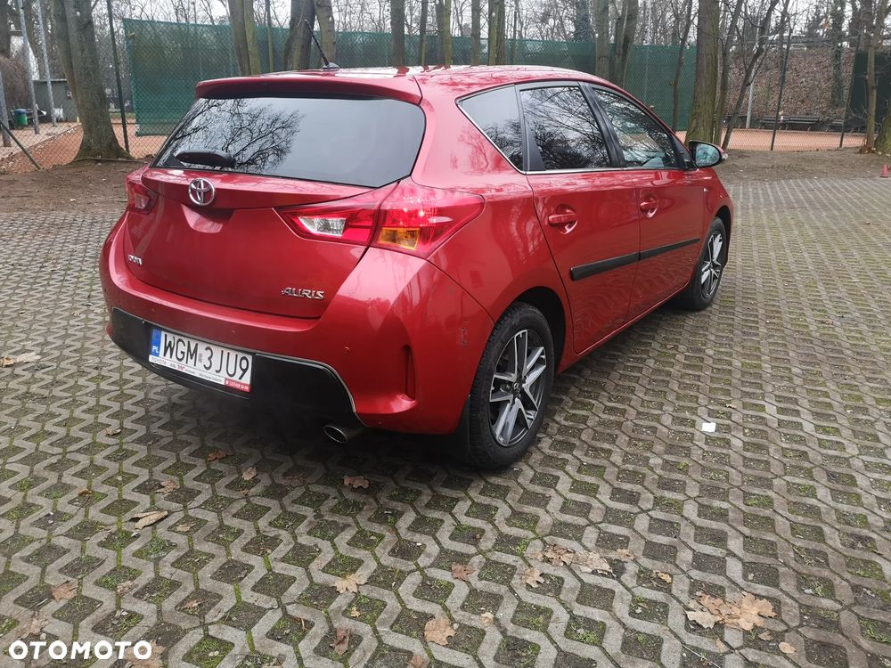 Toyota Auris 1.6 Dynamic - 4
