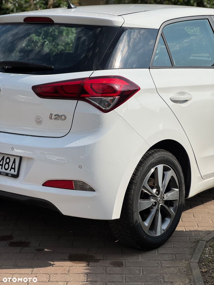 Hyundai i20 1.1 CRDi YES Gold - 9