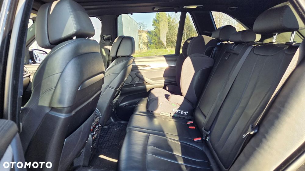 BMW X5 xDrive25d - 12