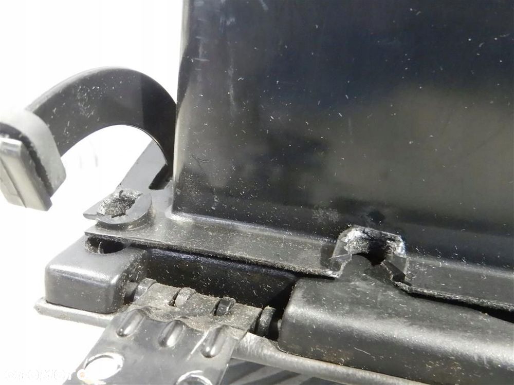 Schowek pasażera Volvo 850 1991-1996 9132993 ORYGINAŁ - 7