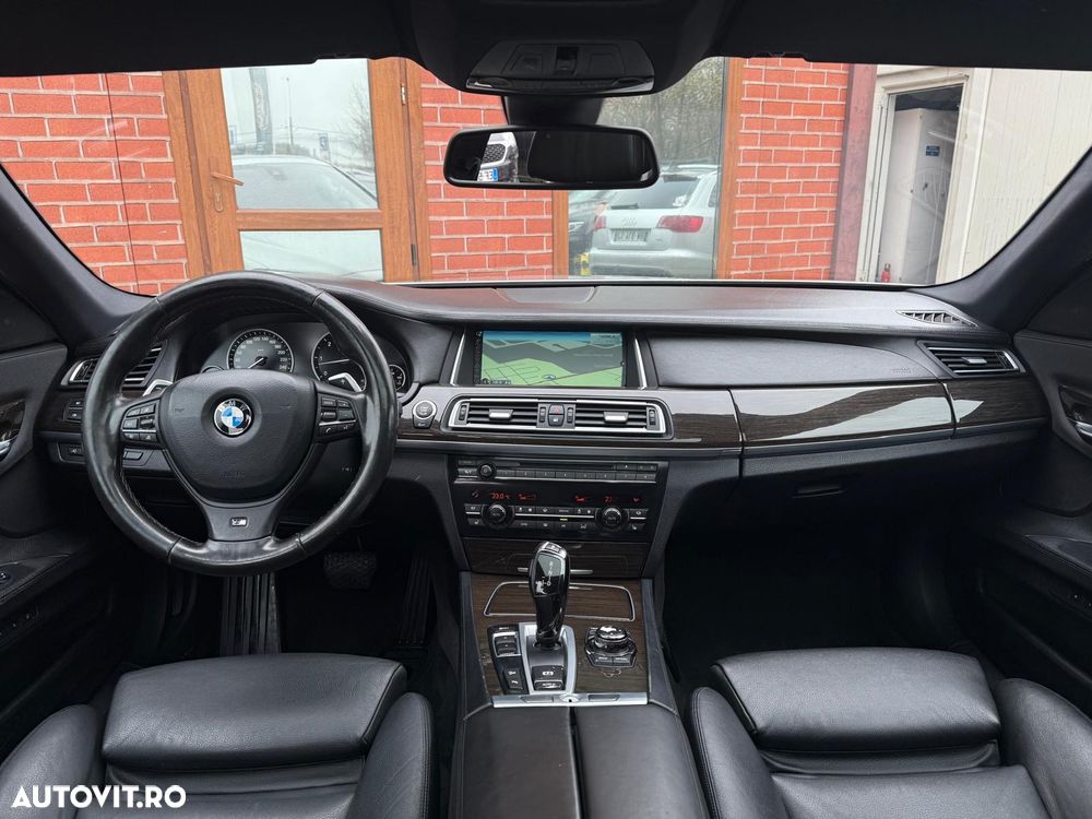 BMW Seria 7 730d xDrive Edition Exclusive - 35