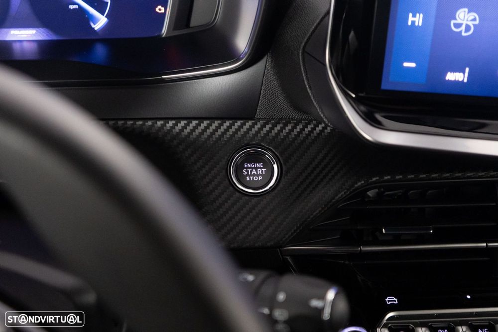 Peugeot 2008 1.2 PureTech Allure Pack - 22