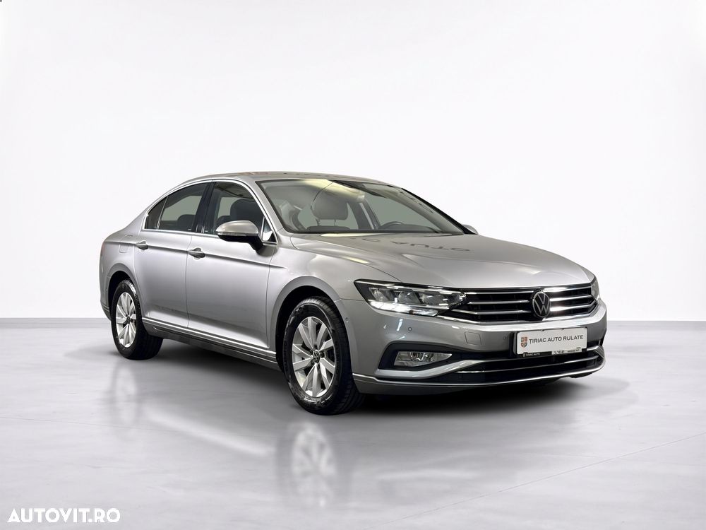 Volkswagen Passat - 8