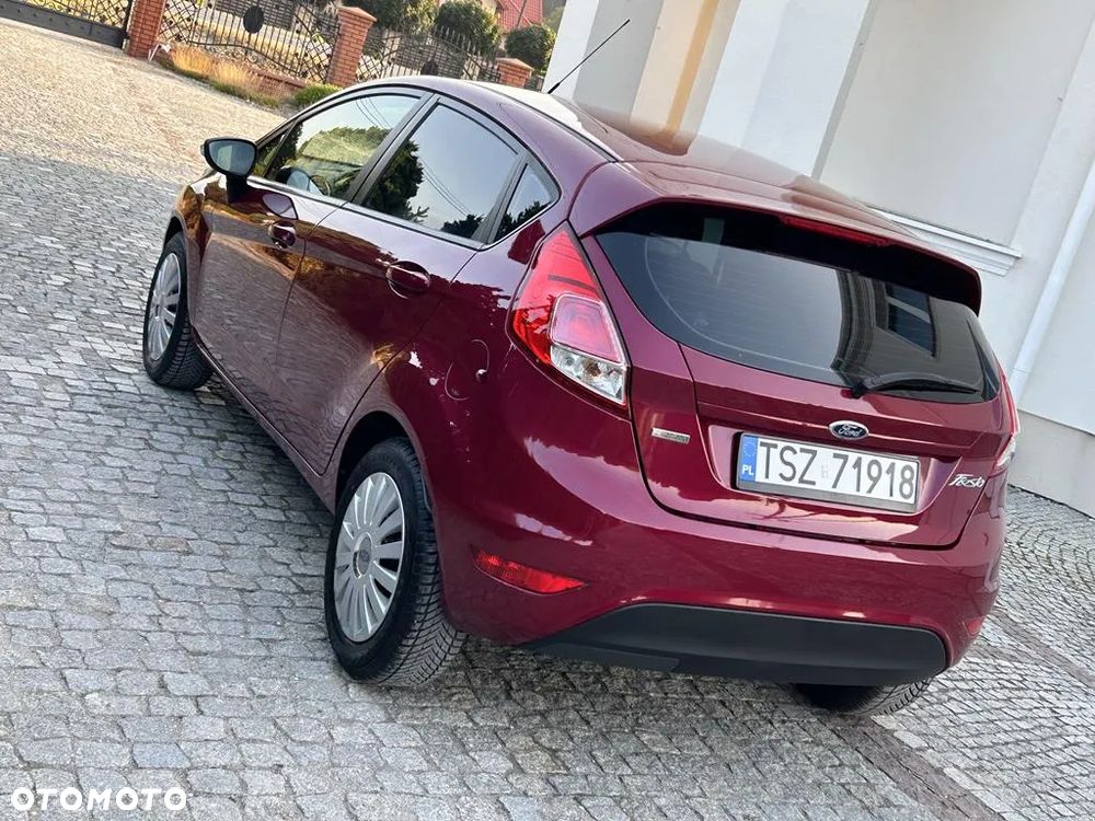 Ford Fiesta - 15
