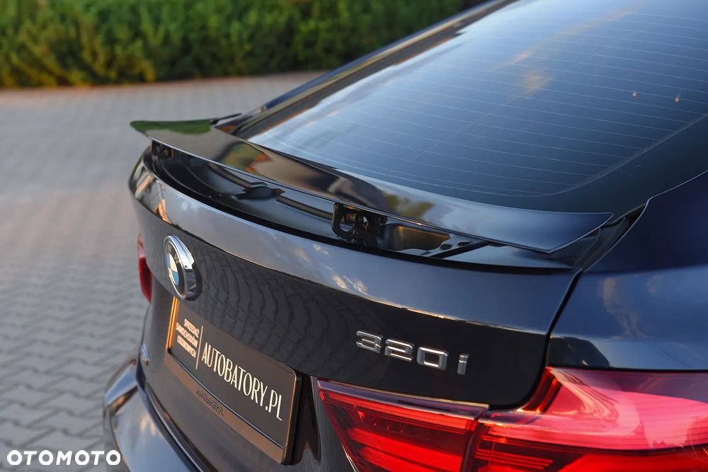 BMW 3GT 320i GPF xDrive Luxury Line - 18