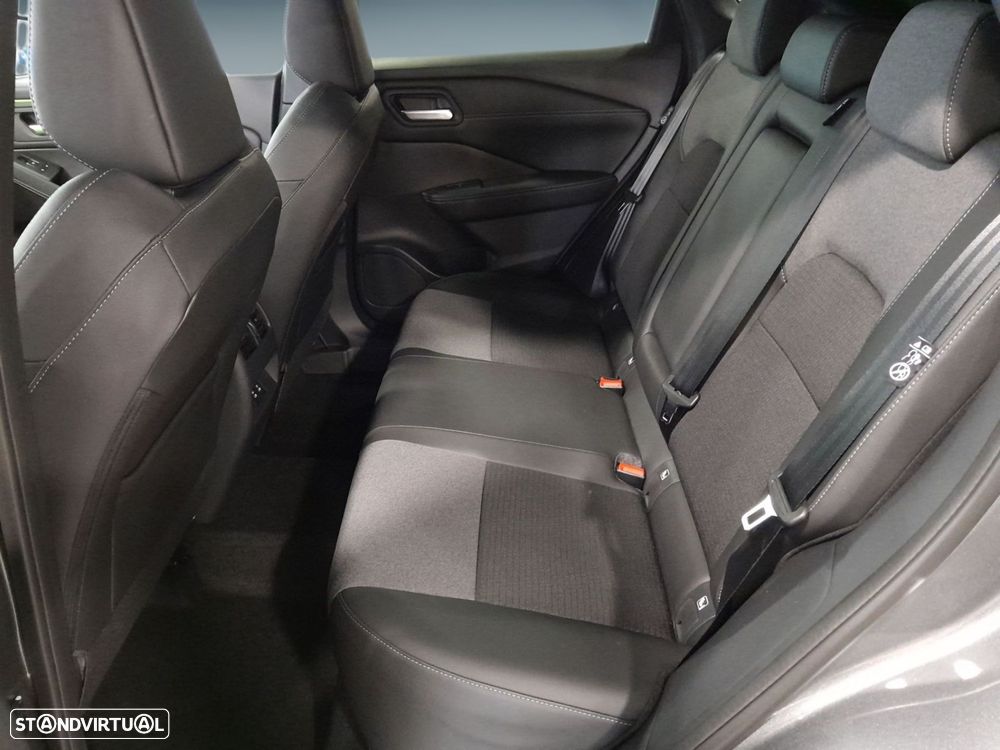 Nissan Qashqai 1.3 DIG-T Advance Xtronic - 14