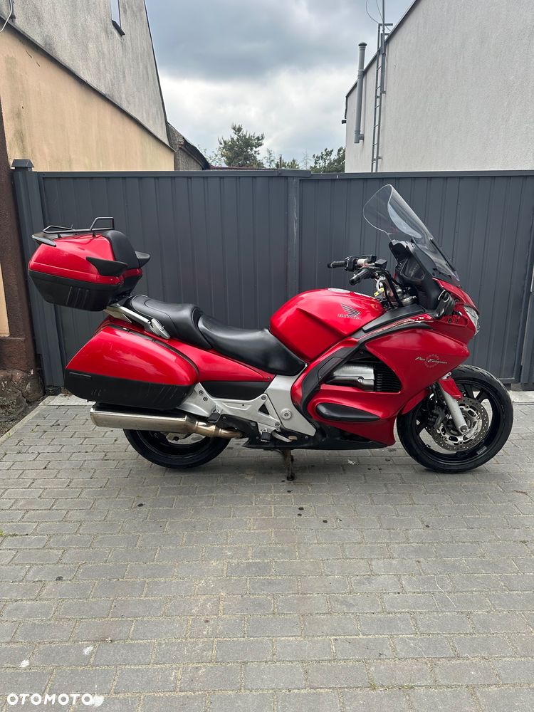 Honda ST - 5