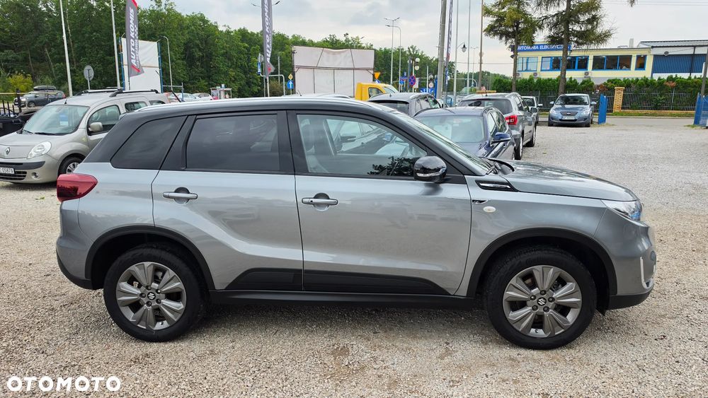 Suzuki Vitara 1.5 Dualjet Hybrid AGS Comfort+ - 5