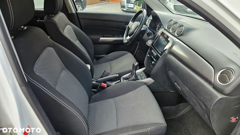 Suzuki Vitara 1.0 Boosterjet Allgrip Comfort - 14