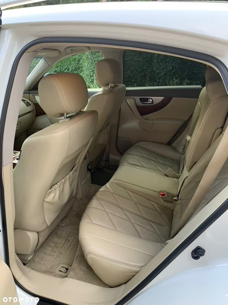 Infiniti QX70 3.7 S Premium - 15
