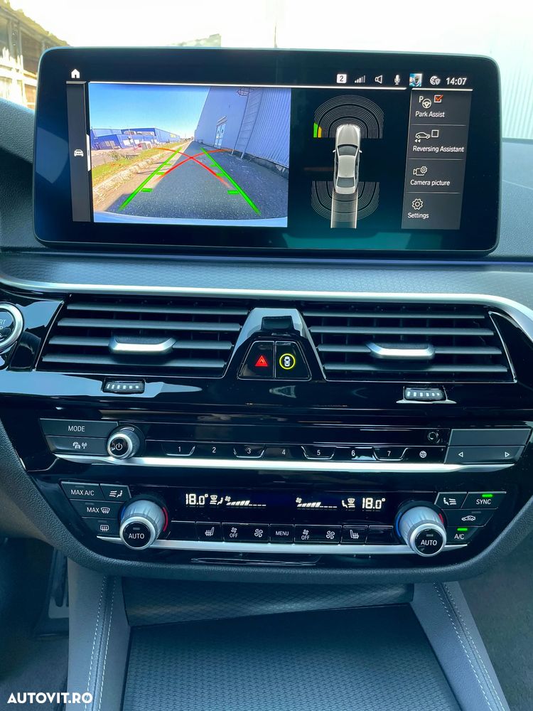 BMW Seria 5 520i Aut. M Sport Edition - 12