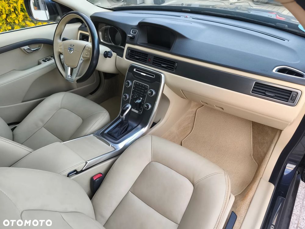 Volvo XC 70 D4 AWD Geartronic Summum - 17