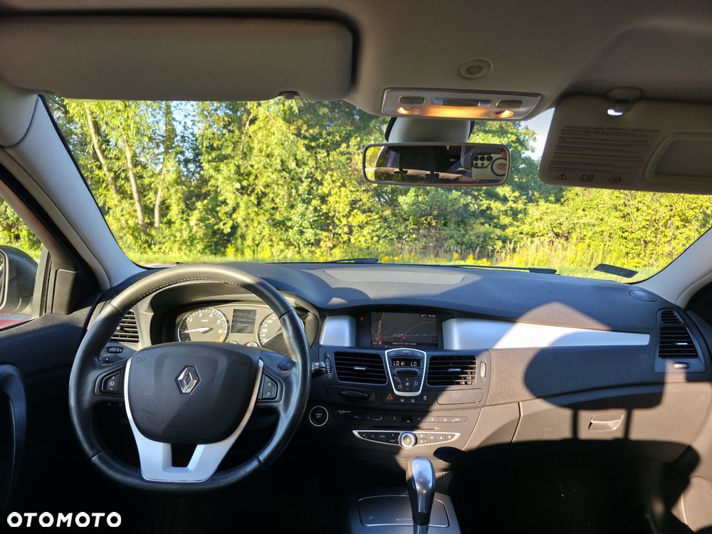 Renault Laguna - 8
