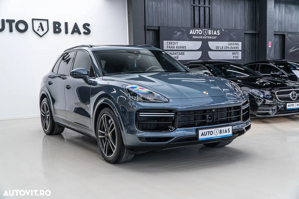 Porsche Cayenne Turbo - 4