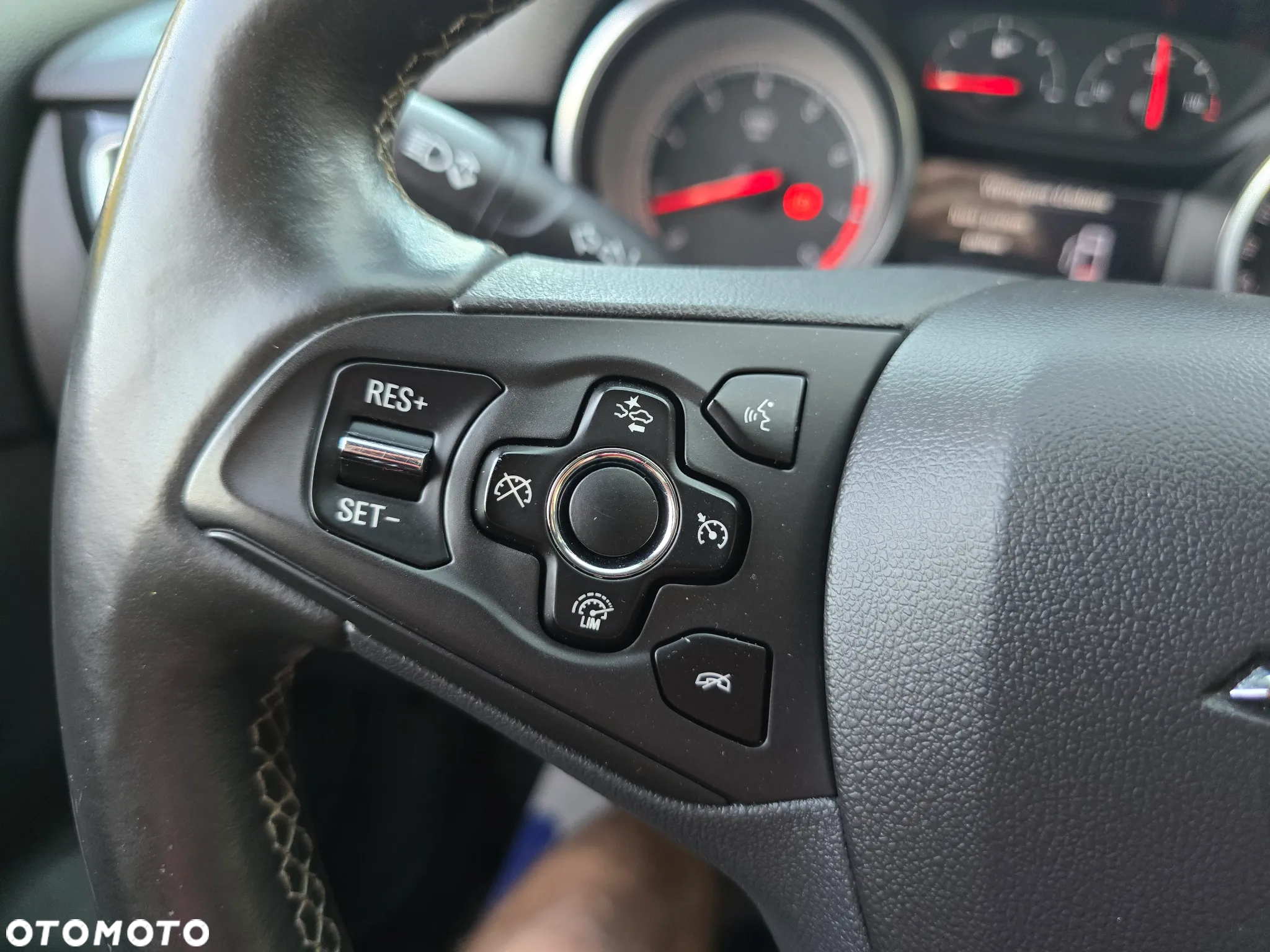 Opel Astra 1.4 Turbo Active - 33
