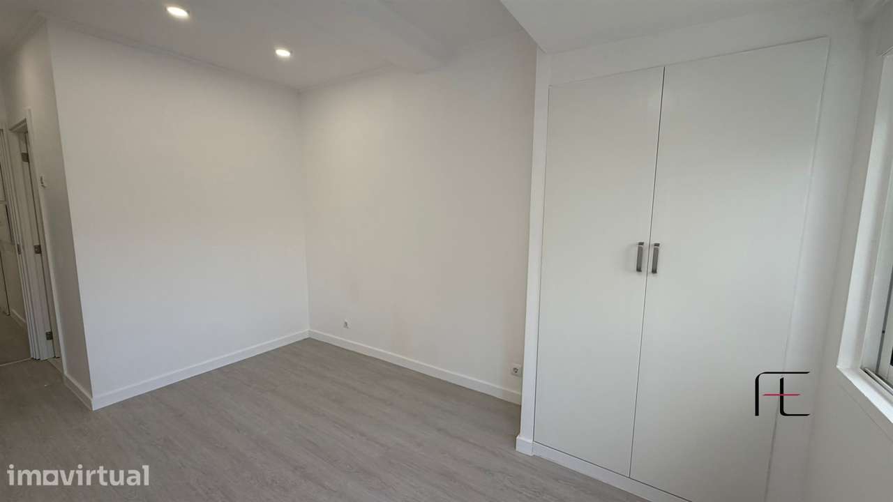 Apartamento T2 Venda em Águas Livres,Amadora - Grande imagem: 5/11
