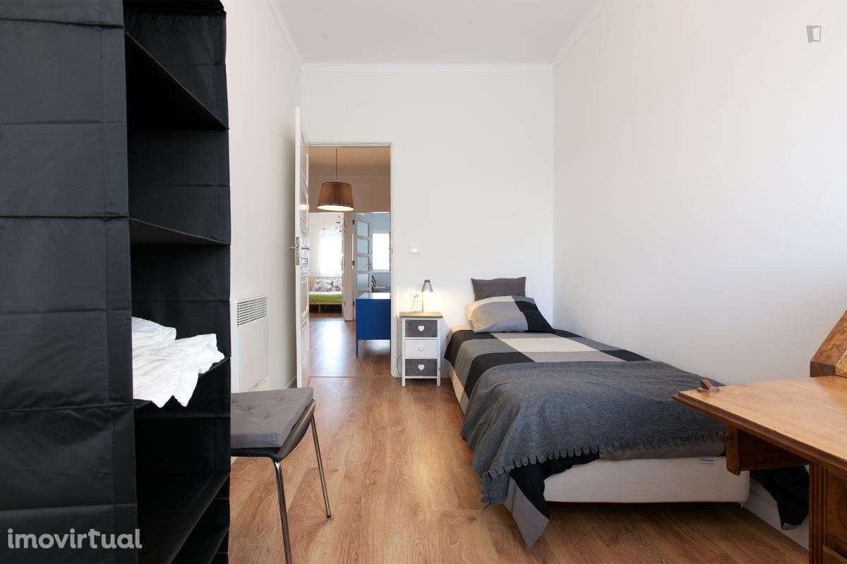 Quarto - localizado em Cedofeita Porto - Grande imagem: 4/32