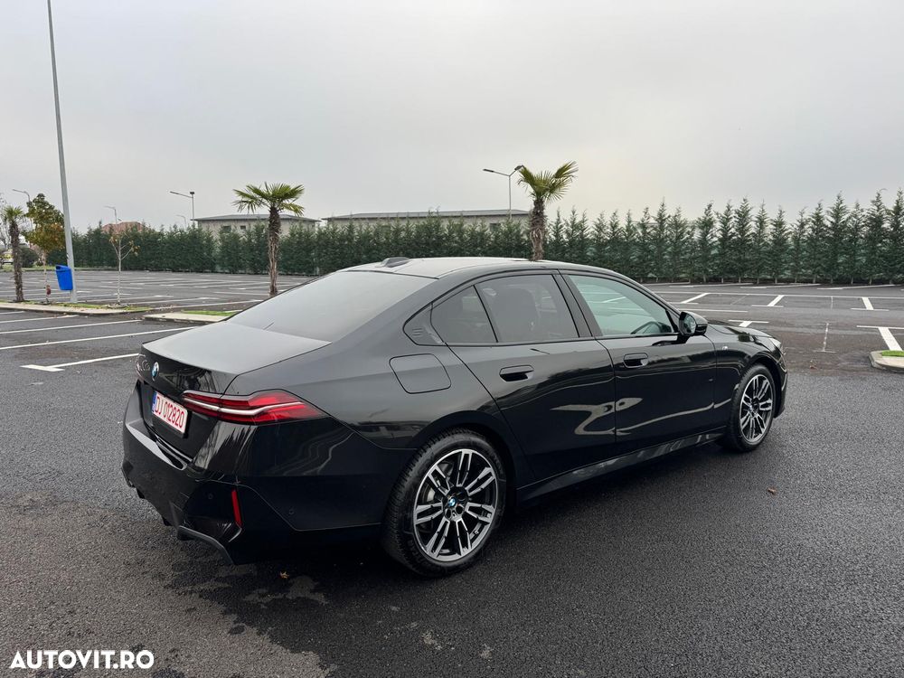 BMW Seria 5 520i Aut. - 8