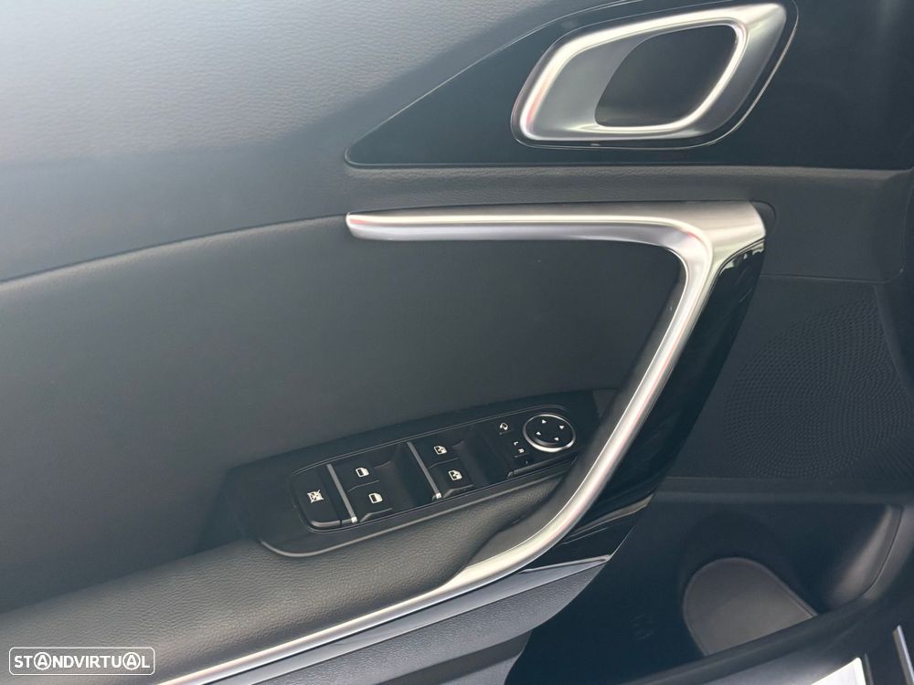 Kia XCeed 1.6 GDi PHEV Drive - 18