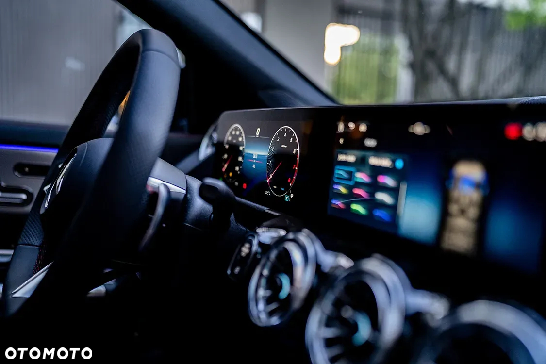 Mercedes-Benz GLA 200 mHEV AMG Line 7G-DCT - 18