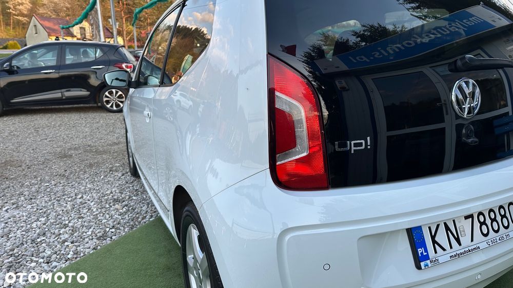 Volkswagen up! black - 13
