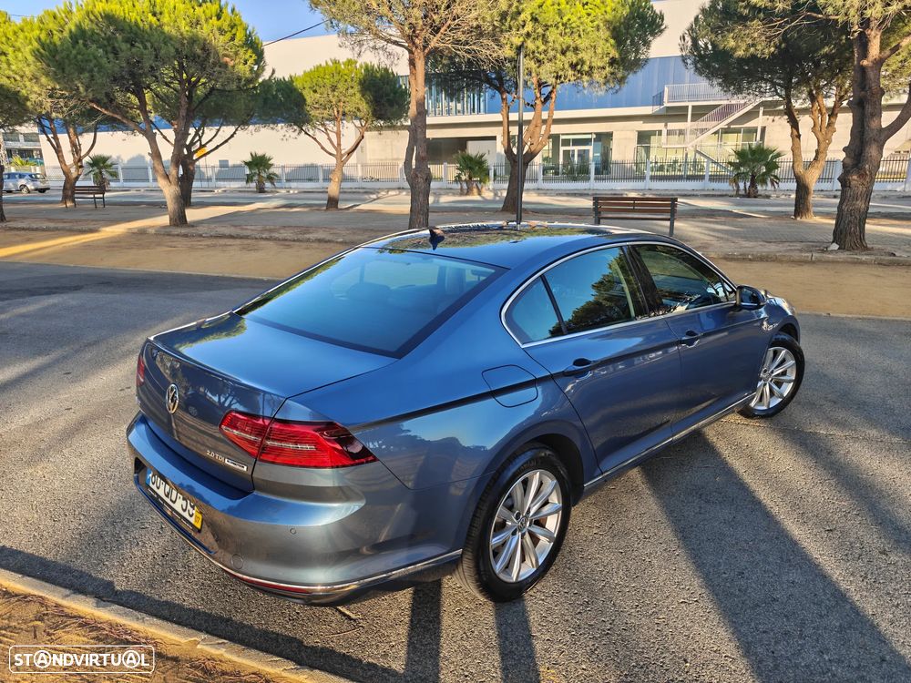 VW Passat 2.0 TDI Highline - 9