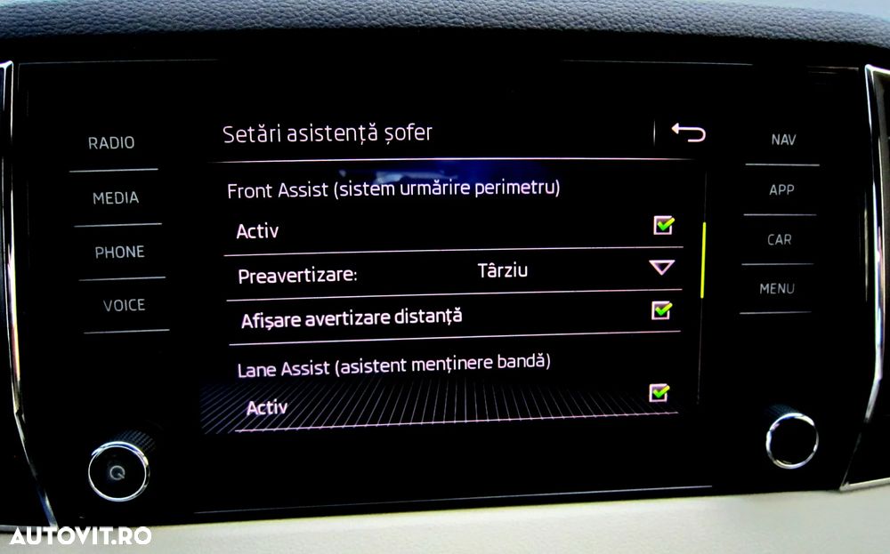 Skoda Karoq 1.5 TSI ACT DSG Style - 10