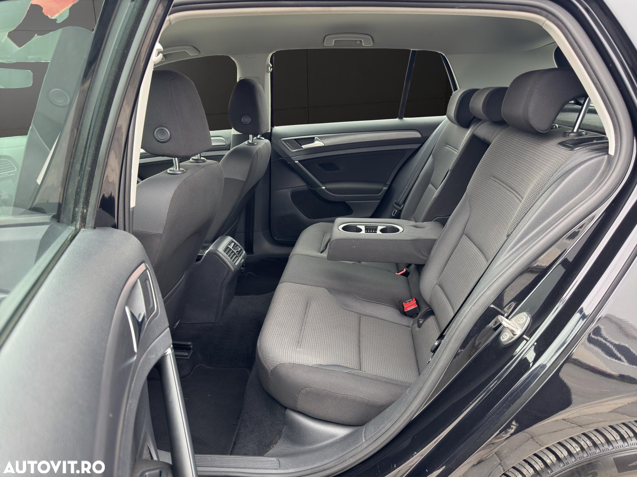 Volkswagen Golf 1.0 TSI (BlueMotion Technology) Comfortline - 10