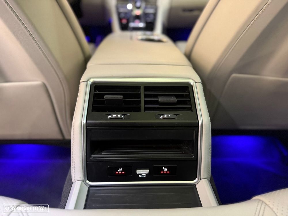 Porsche Panamera 4 E-Hybrid Platinum Edition com PDLS - 44
