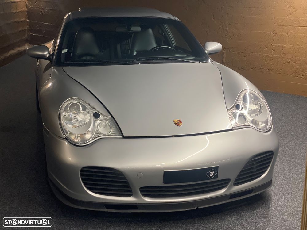 Porsche 911 (996) - 2