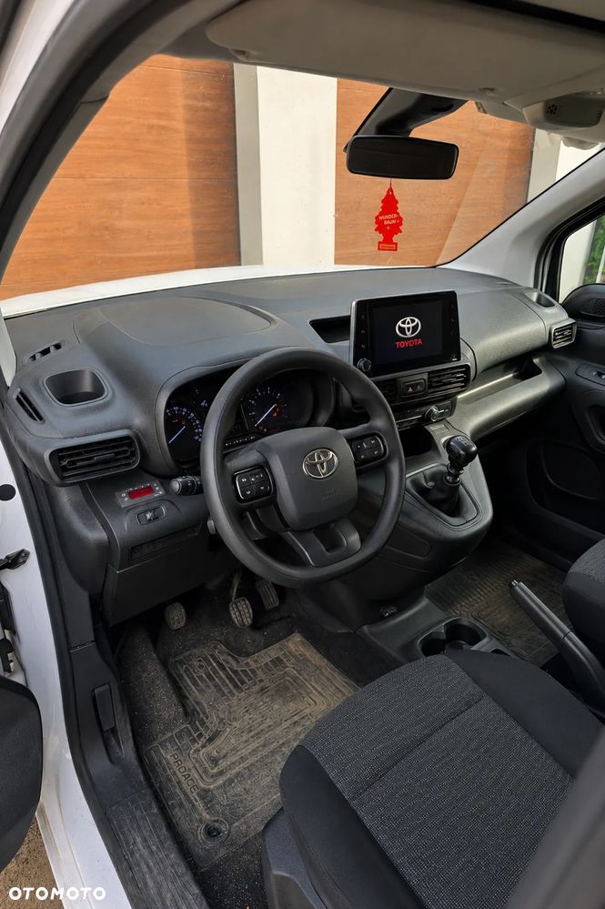 Toyota Proace City - 9
