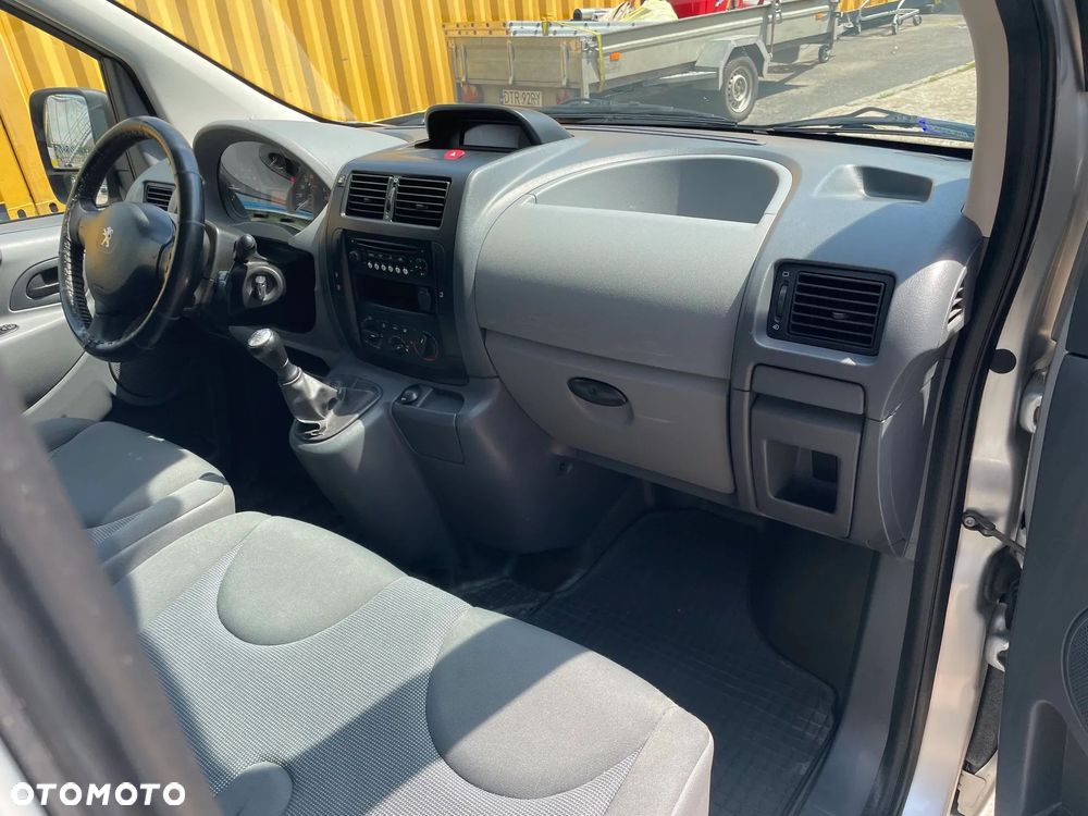 Peugeot EXPERT II - 11