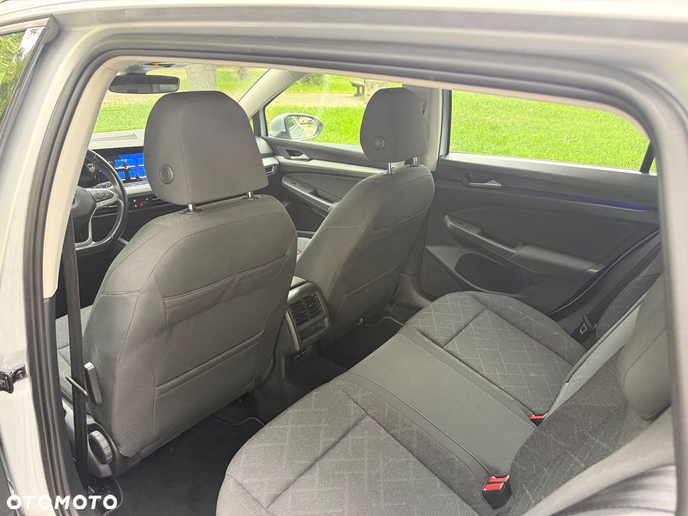 Volkswagen Golf Variant - 23