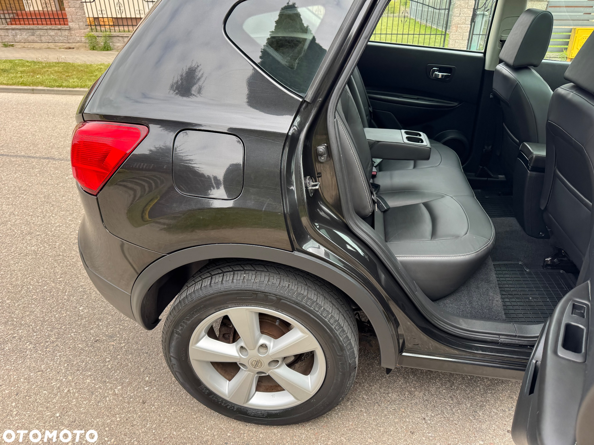 Nissan Qashqai 2.0 4x4 Tekna Premium - 35