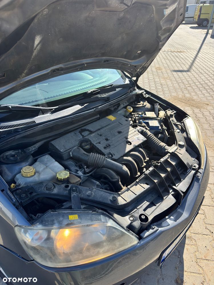 Mazda 2 1.4l Active - 9