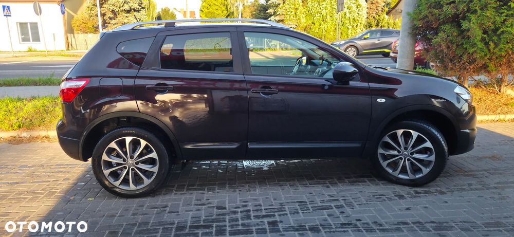 Nissan Qashqai 2.0 dCi DPF tekna - 18
