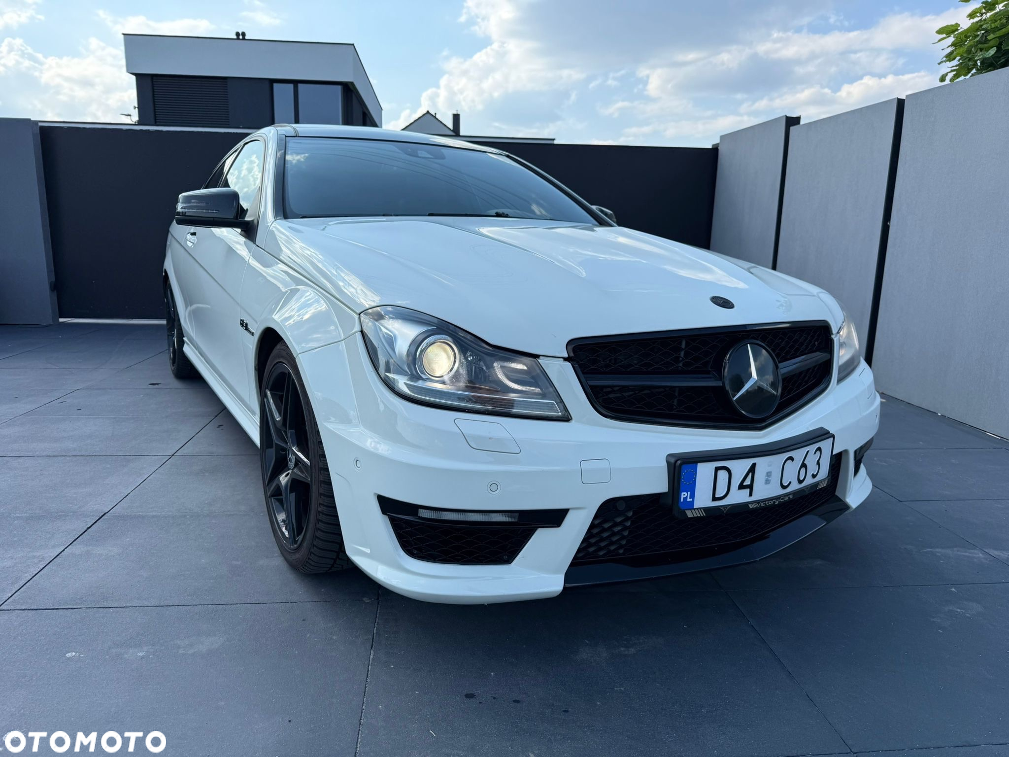 Mercedes-Benz Klasa C 63 AMG Coupe AMG SPEEDSHIFT MCT AMG Performance Package - 11