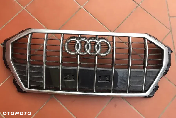 Audi Q3 II atrapa przód grill chrom 83A853651E