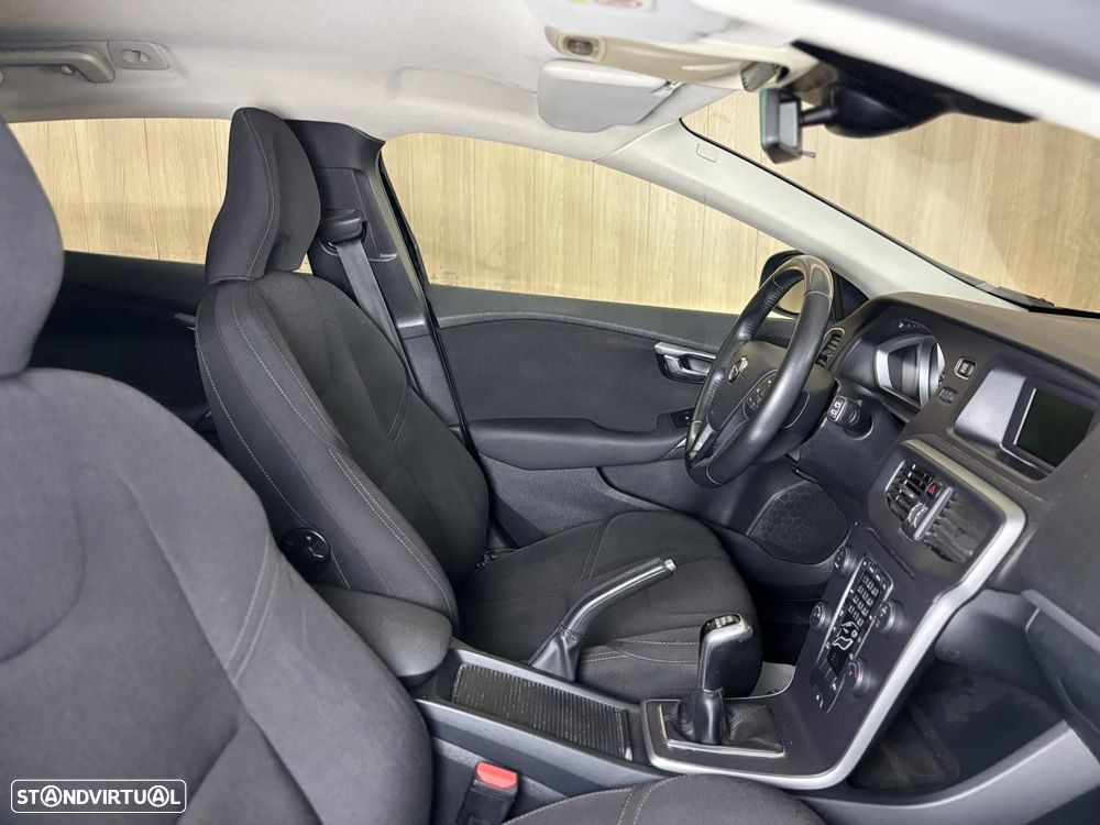 Volvo V40 2.0 D2 Kinetic Eco - 6