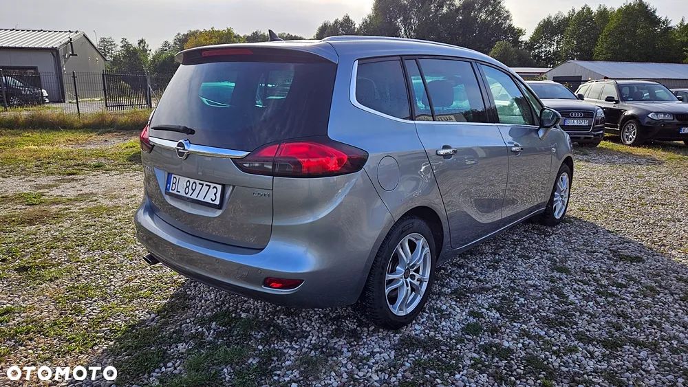Opel Zafira 2.0 CDTI Cosmo - 4