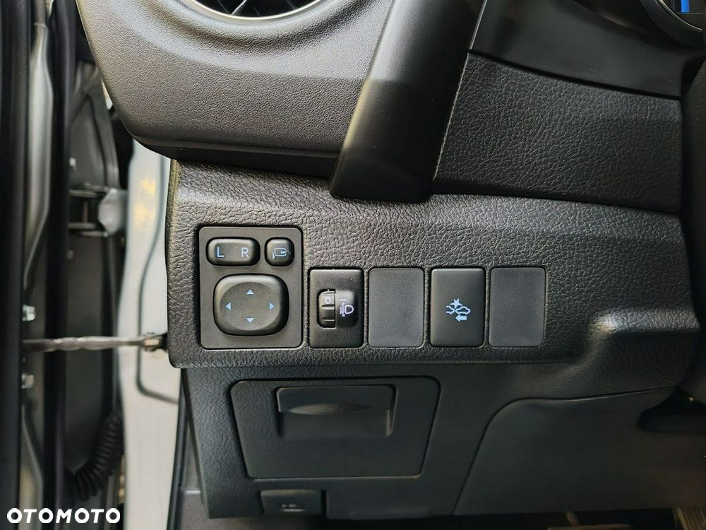 Toyota Auris 1.8 VVT-i Automatik Edition S+ - 19