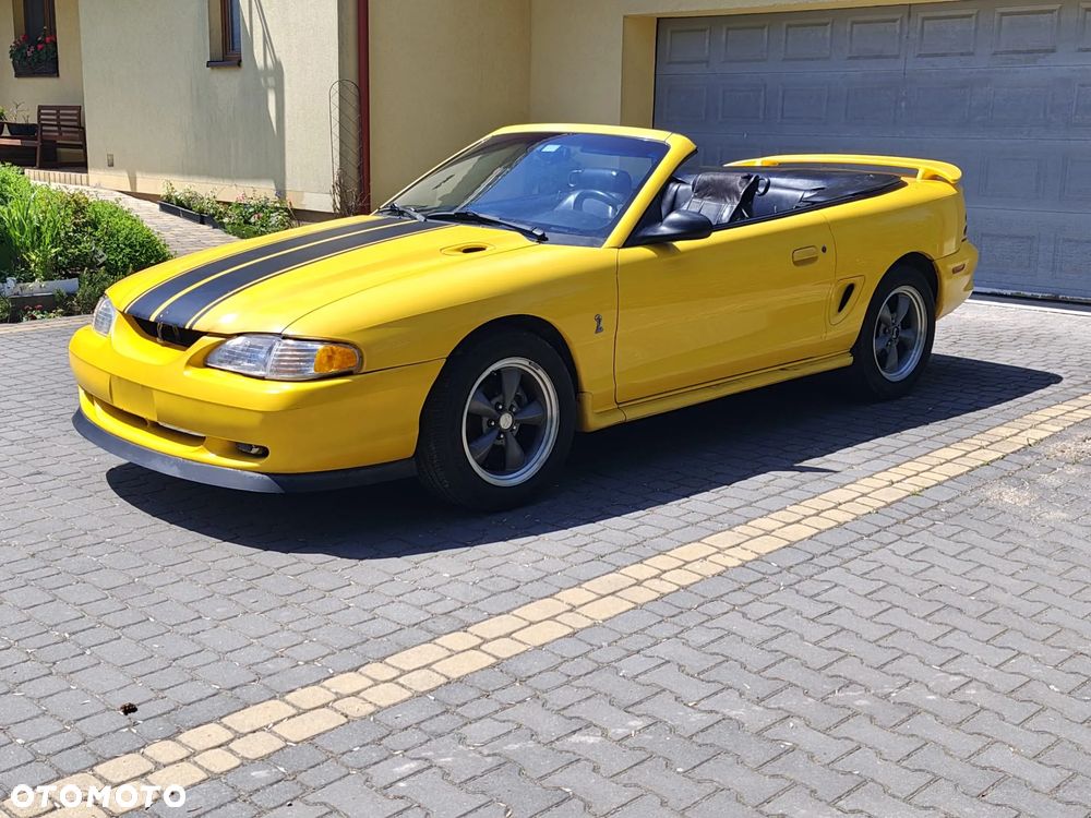 Ford Mustang - 17
