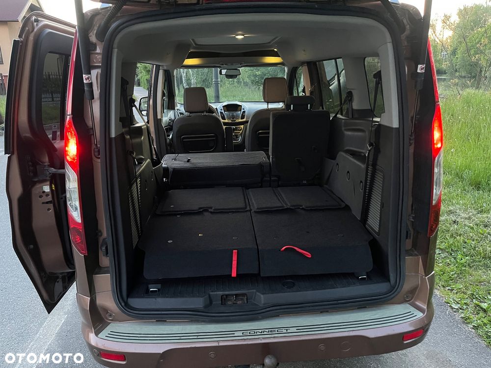 Ford Tourneo Connect - 31